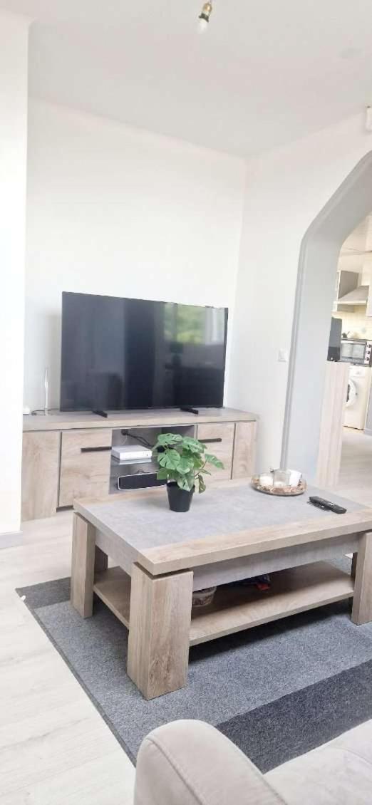 Appartement Le Trinidad à Troyes Extérieur photo